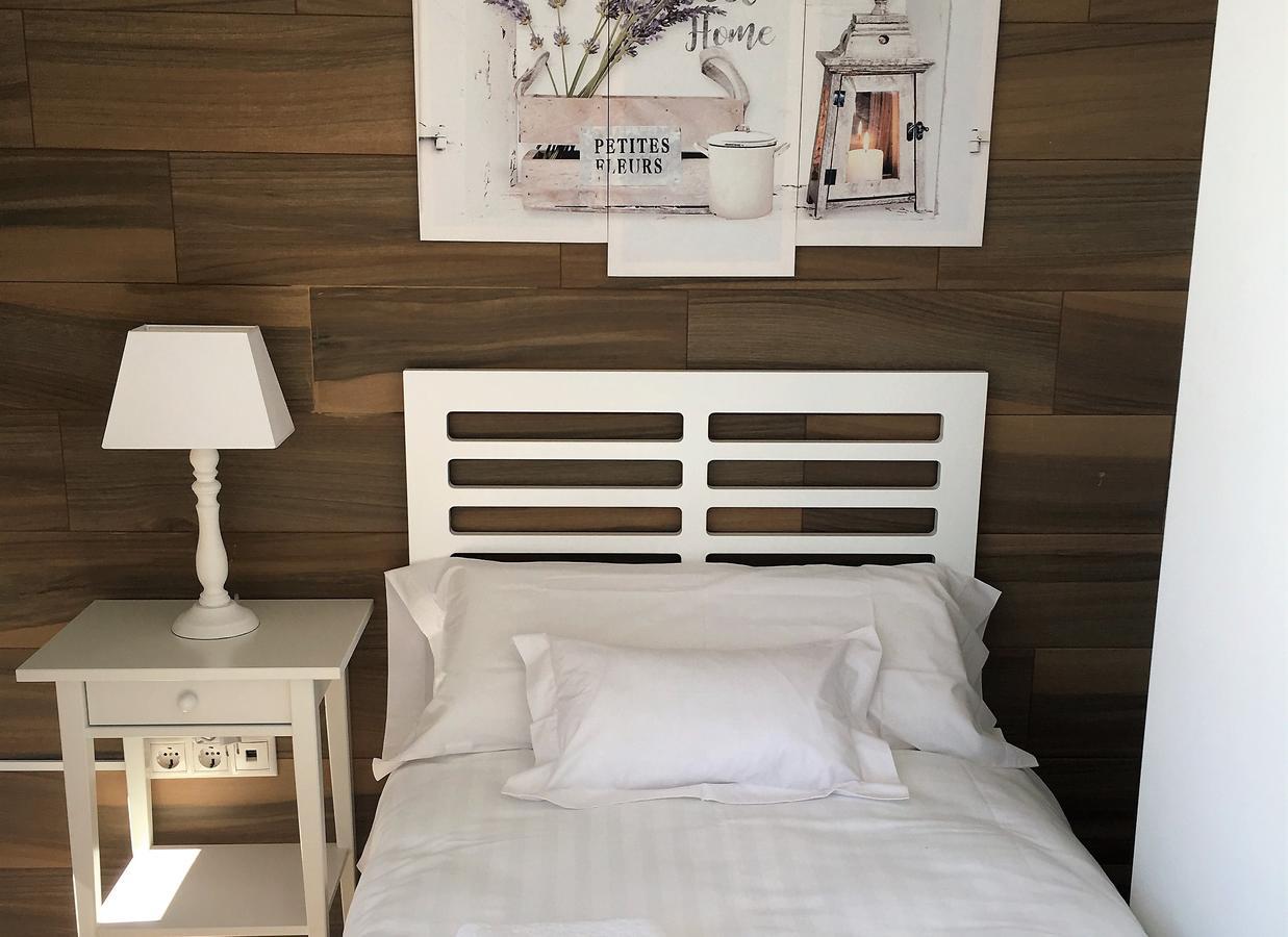 Apartamentos Marta Playa Alicante Luaran gambar